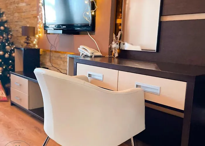 & In Zoned Διαμέρισμα *