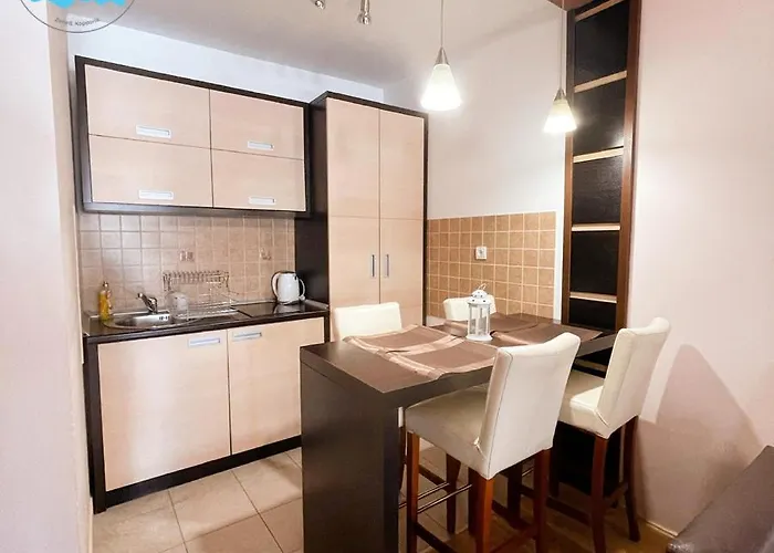 Διαμέρισμα & In Zoned