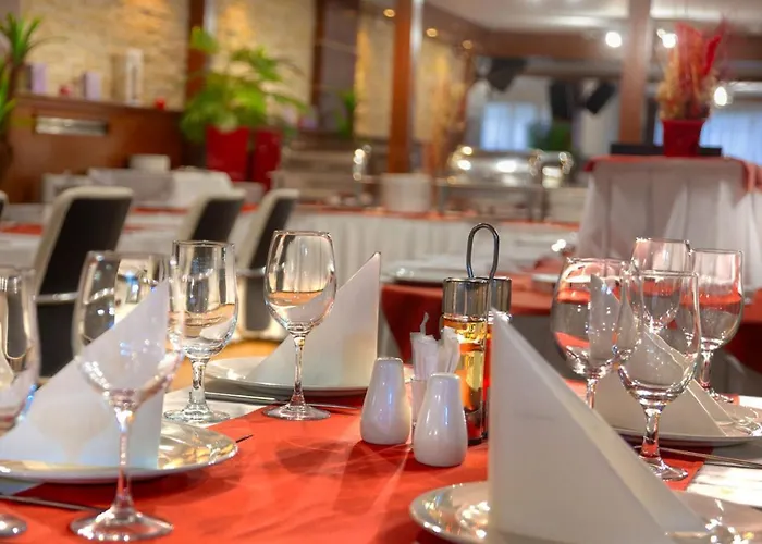 & In Zoned Κοπαόνικ